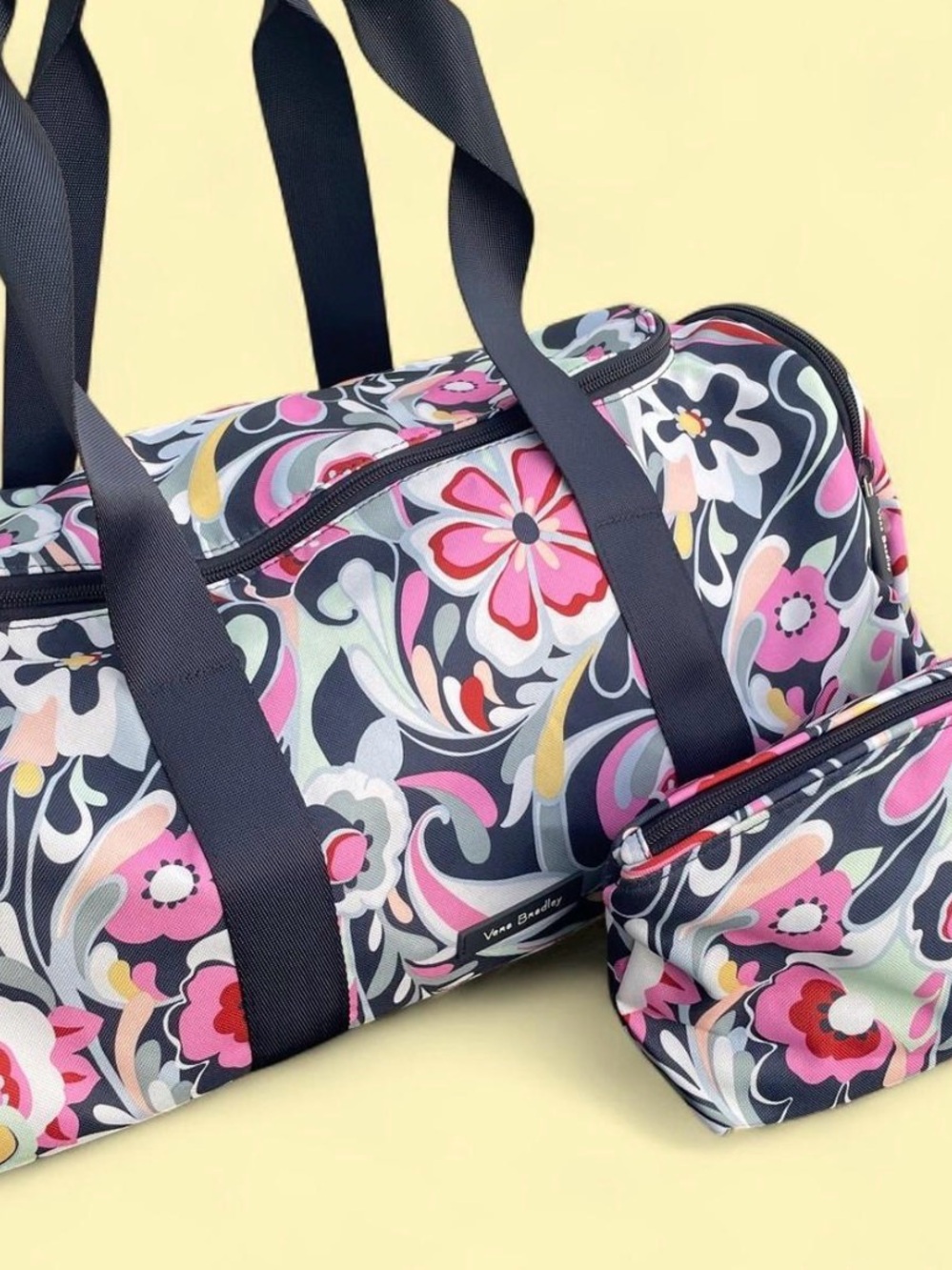 Vera Bradley Travel set  Mod Paisley floral duffle bag with Makeup bag